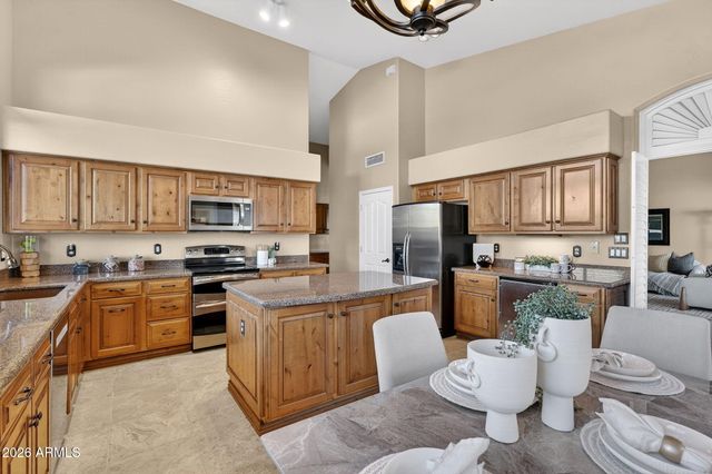 2096 N 133RD Avenue, Goodyear, AZ 85395