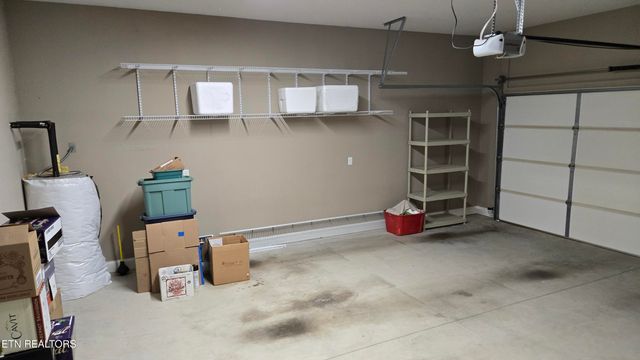 292 Woodgate Drive, Crossville, TN 38571