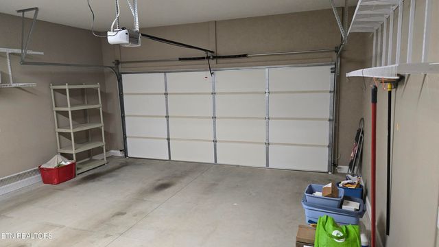 292 Woodgate Drive, Crossville, TN 38571