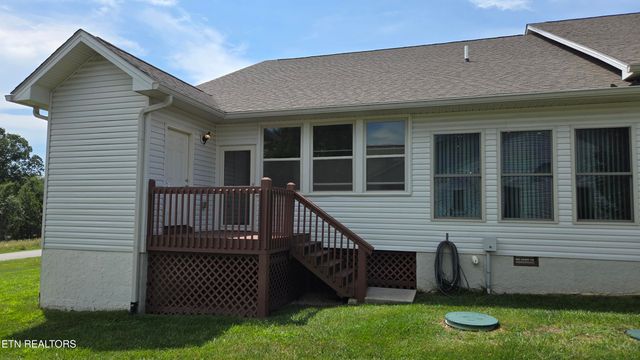 292 Woodgate Drive, Crossville, TN 38571