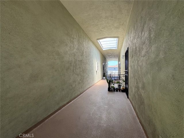 11966 Oxford Avenue, Hawthorne, CA 90250