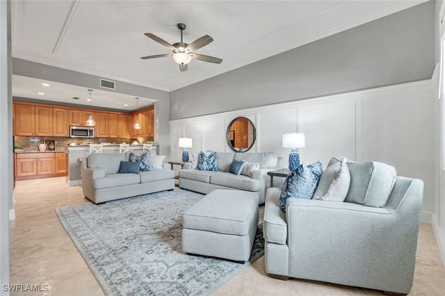 9225 Museo CIR 103, Naples, FL 34114