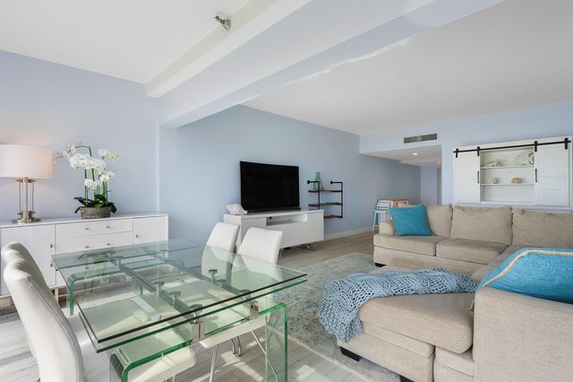 2909 S Ocean Boulevard 1b1, Highland Beach, FL 33487