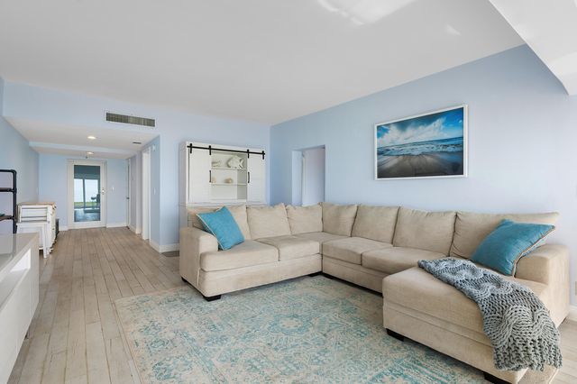 2909 S Ocean Boulevard 1b1, Highland Beach, FL 33487