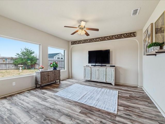 1101 Sierra Blanca Drive, Burleson, TX 76028