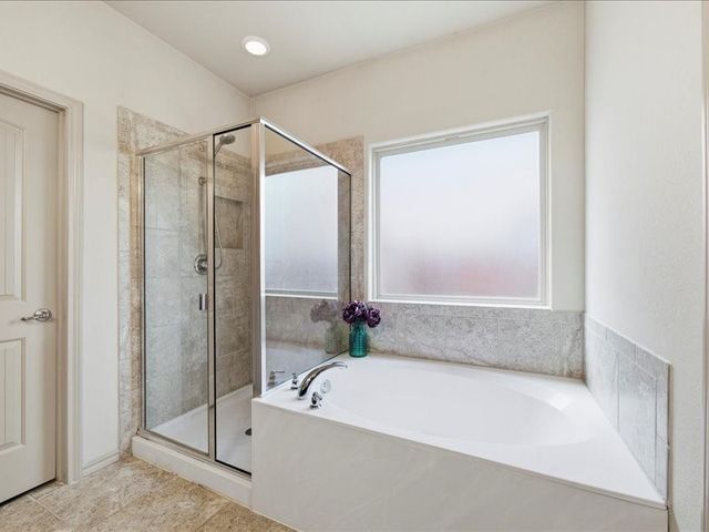 1101 Sierra Blanca Drive, Burleson, TX 76028