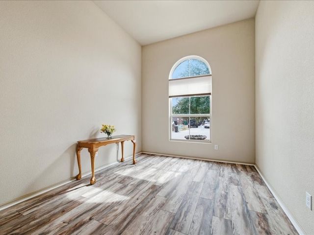 1101 Sierra Blanca Drive, Burleson, TX 76028