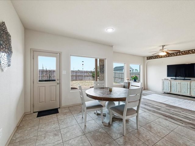 1101 Sierra Blanca Drive, Burleson, TX 76028