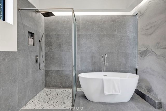 325 W Grandview Avenue, Sierra Madre, CA 91024