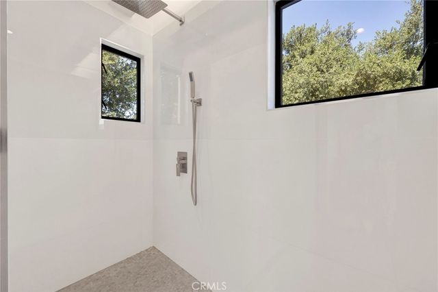 325 W Grandview Avenue, Sierra Madre, CA 91024