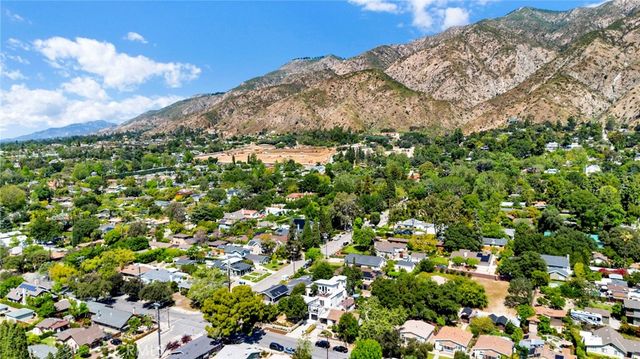 325 W Grandview Avenue, Sierra Madre, CA 91024