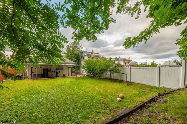99 Newby Ave, Woodland Park, NJ 07424