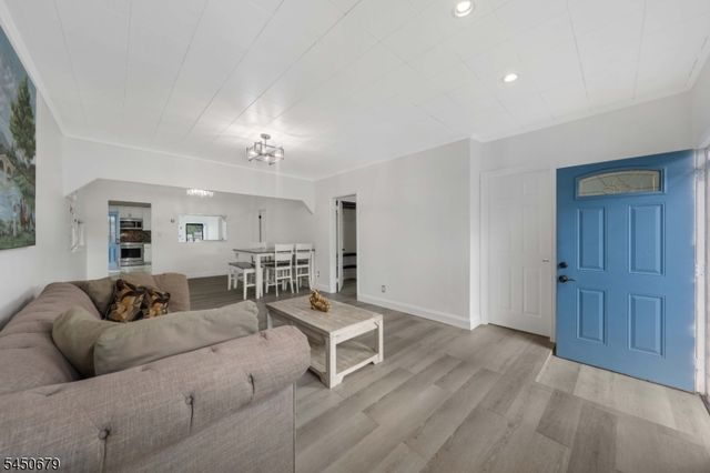 99 Newby Ave, Woodland Park, NJ 07424
