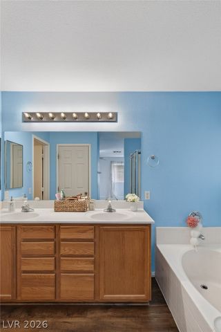6070 STONE HOLLOW Avenue, Las Vegas, NV 89156
