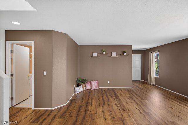 6070 STONE HOLLOW Avenue, Las Vegas, NV 89156
