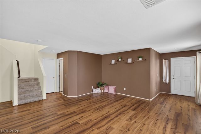 6070 STONE HOLLOW Avenue, Las Vegas, NV 89156