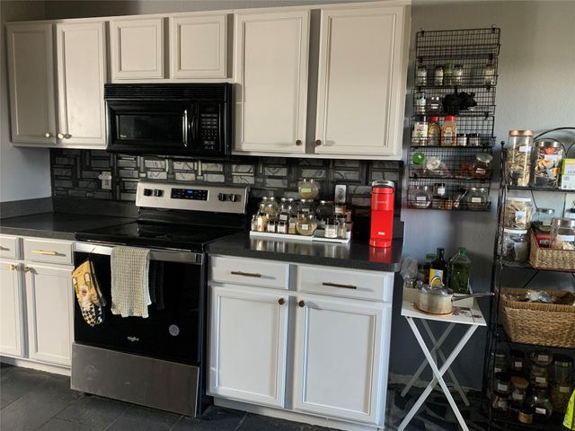 208 Dakota Ridge Drive, Fort Worth, TX 76134