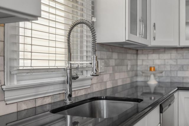 156 E 4th Avenue, Columbus, OH 43201