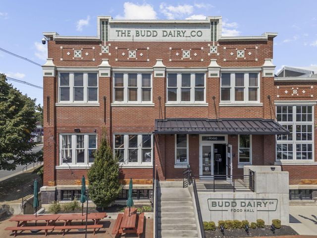 156 E 4th Avenue, Columbus, OH 43201