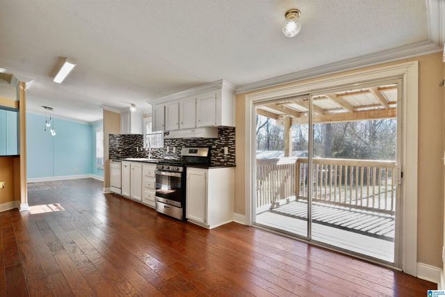 1401 WINFIELD DRIVE, Bessemer, AL 35022