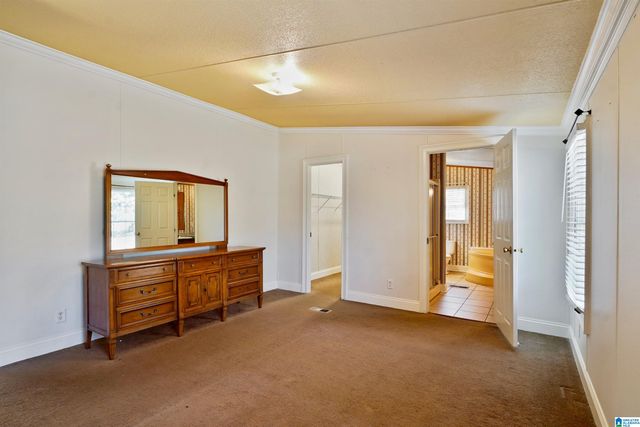 1401 WINFIELD DRIVE, Bessemer, AL 35022