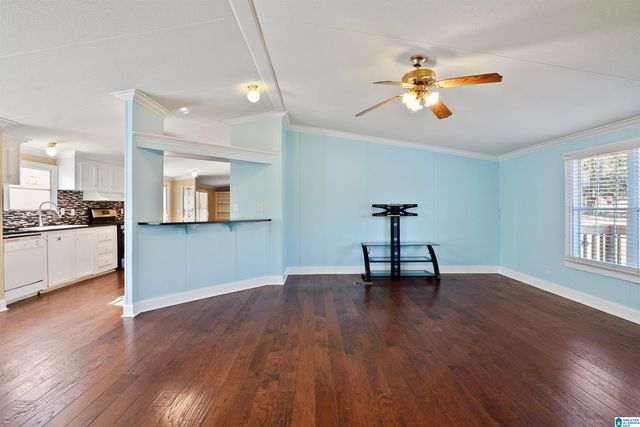 1401 WINFIELD DRIVE, Bessemer, AL 35022