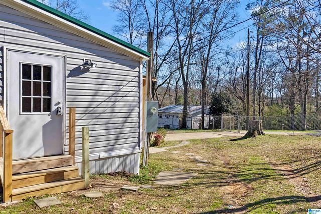 1401 WINFIELD DRIVE, Bessemer, AL 35022