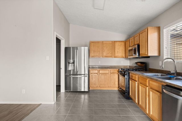 3291 Prairie Sage Street SW, Los Lunas, NM 87031