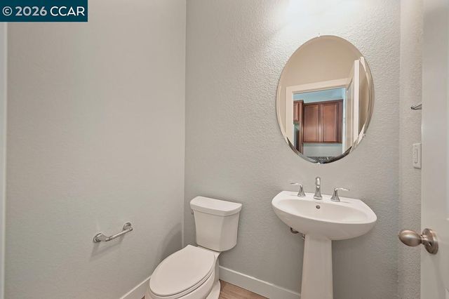 741 Candela Cir, Sacramento, CA 95835