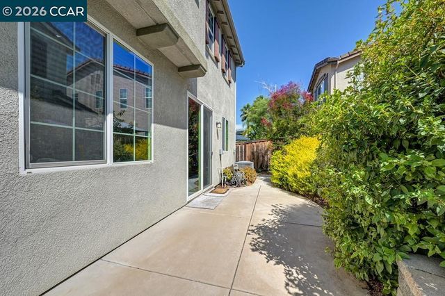 741 Candela Cir, Sacramento, CA 95835