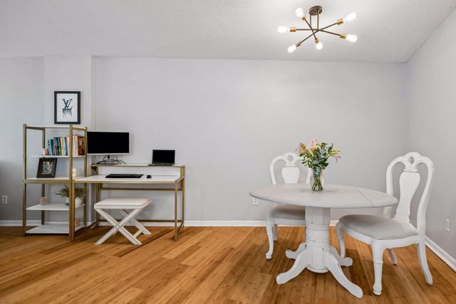 1200 Nicollet Mall 307, Minneapolis, MN 55403