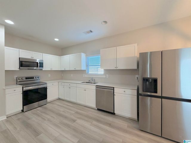 115 CROSSROADS CIRCLE, Jasper, AL 35504