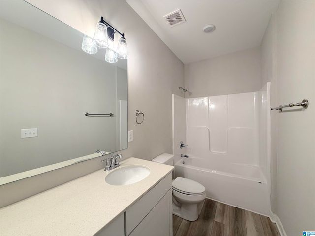 115 CROSSROADS CIRCLE, Jasper, AL 35504