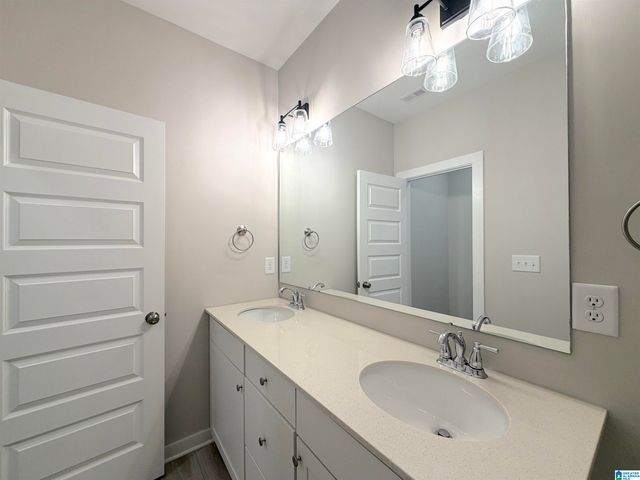 115 CROSSROADS CIRCLE, Jasper, AL 35504