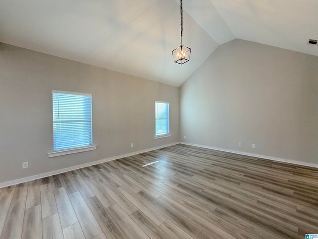 115 CROSSROADS CIRCLE, Jasper, AL 35504