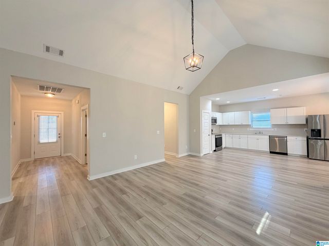 115 CROSSROADS CIRCLE, Jasper, AL 35504