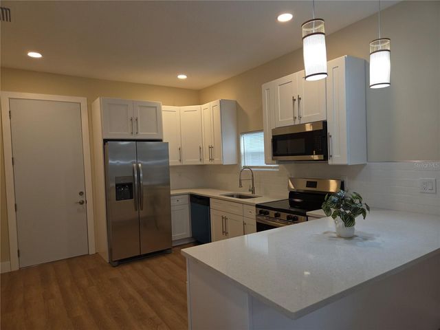 2706 E 17TH AVENUE, Tampa, FL 33605