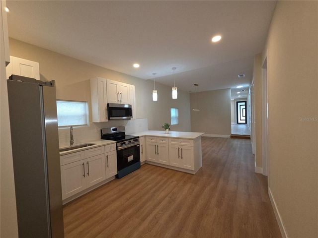 2706 E 17TH AVENUE, Tampa, FL 33605