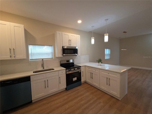 2706 E 17TH AVENUE, Tampa, FL 33605