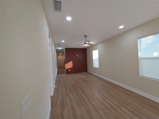 2706 E 17TH AVENUE, Tampa, FL 33605