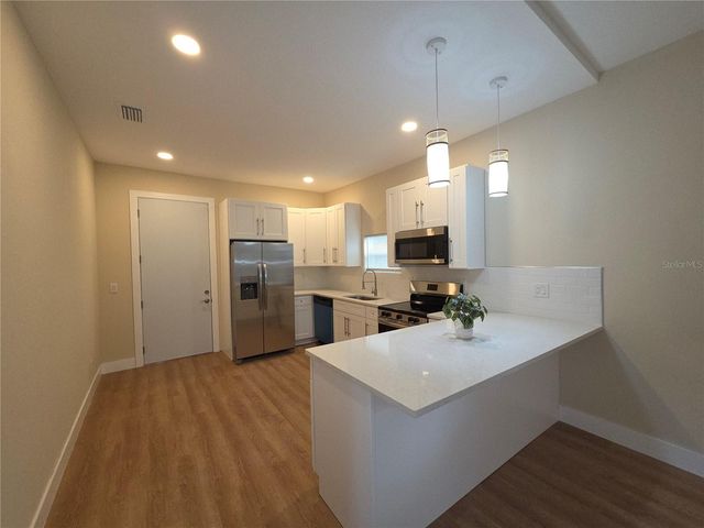 2706 E 17TH AVENUE, Tampa, FL 33605