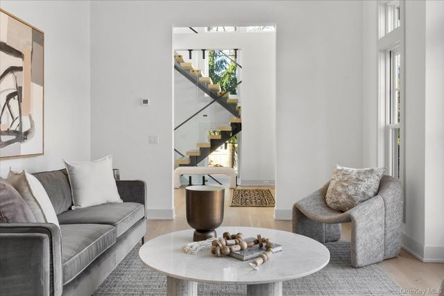 1750 Hobart Road, Southold, NY 11971