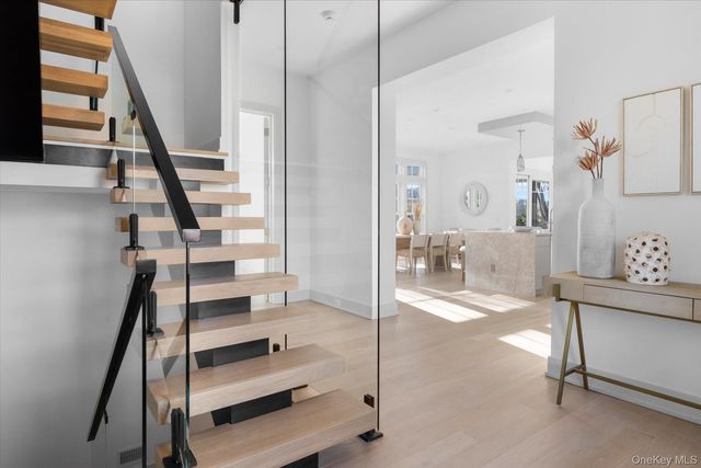 1750 Hobart Road, Southold, NY 11971