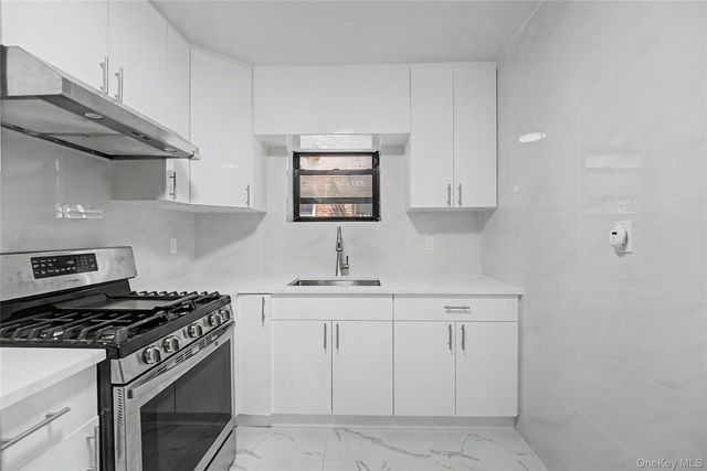 143-36 Barclay Avenue 1H, Flushing, NY 11355