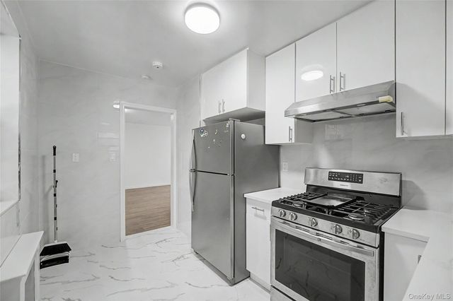 143-36 Barclay Avenue 1H, Flushing, NY 11355