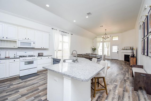9311 Gilbert Hollow Drive, Rosenberg, TX 77469