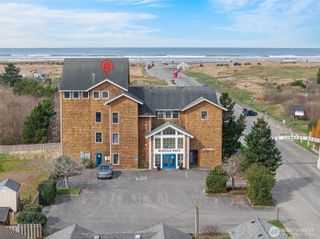 205 W Bolstad Avenue #304, Long Beach, WA 98631