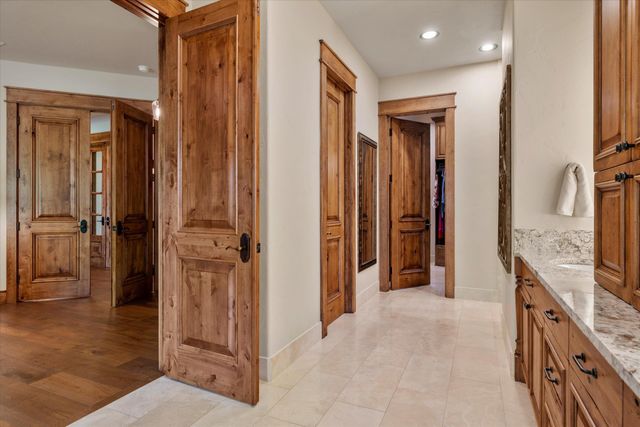 61697 Tam McArthur Loop, Bend, OR 97702