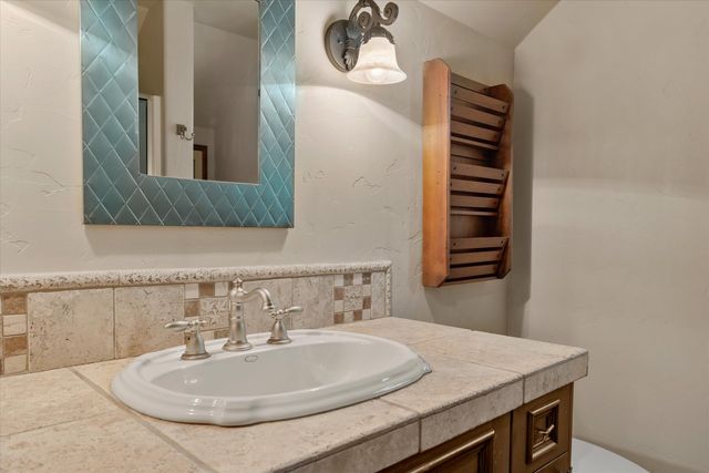 61697 Tam McArthur Loop, Bend, OR 97702