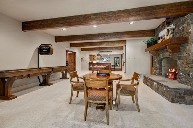 61697 Tam McArthur Loop, Bend, OR 97702